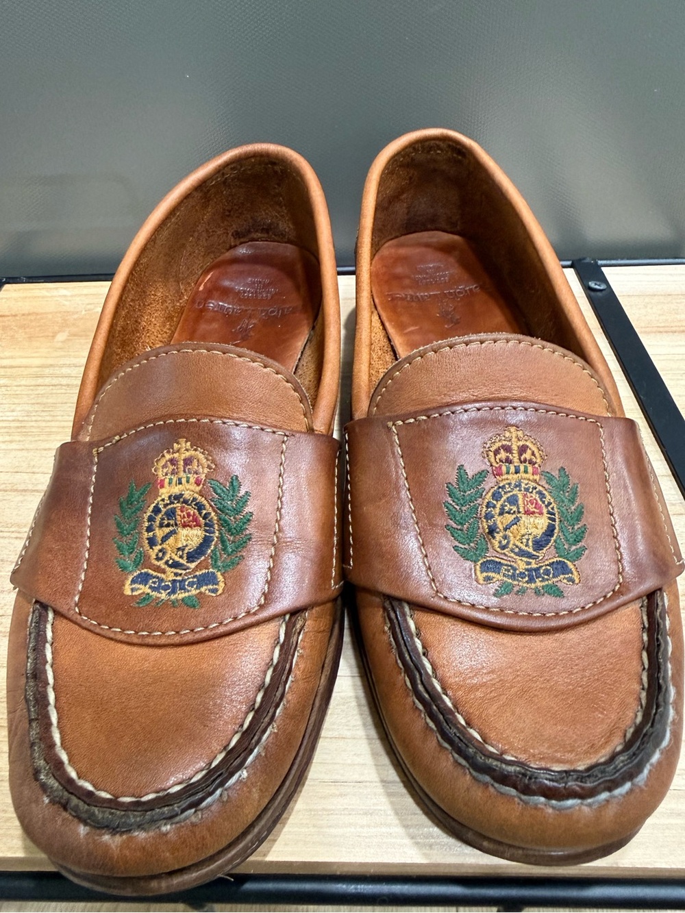 Vintage Ralph Lauren Crest Leather Loafers Bench Made in Maine USA Women’s 6B